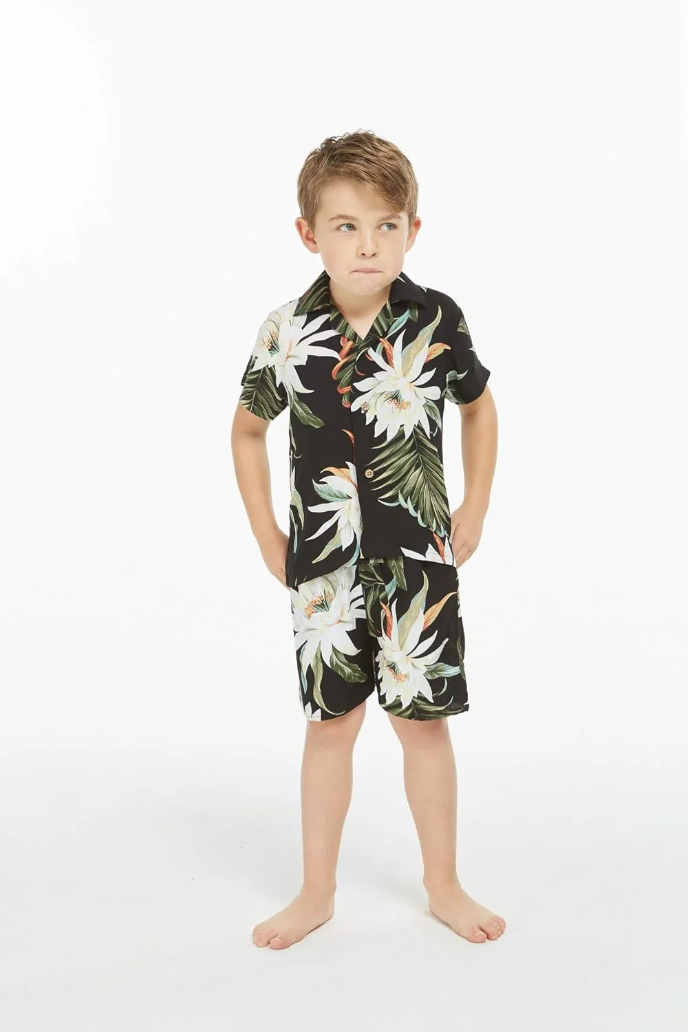 Matchable Family Hawaiian Luau Men Women Girl Boy Clothes in Wispy Cereus Black
