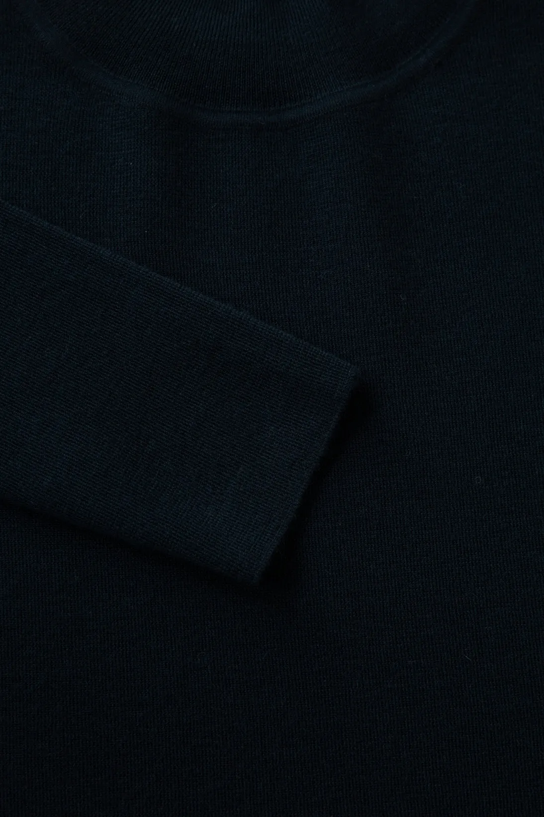 MOCKNECK SWEATER