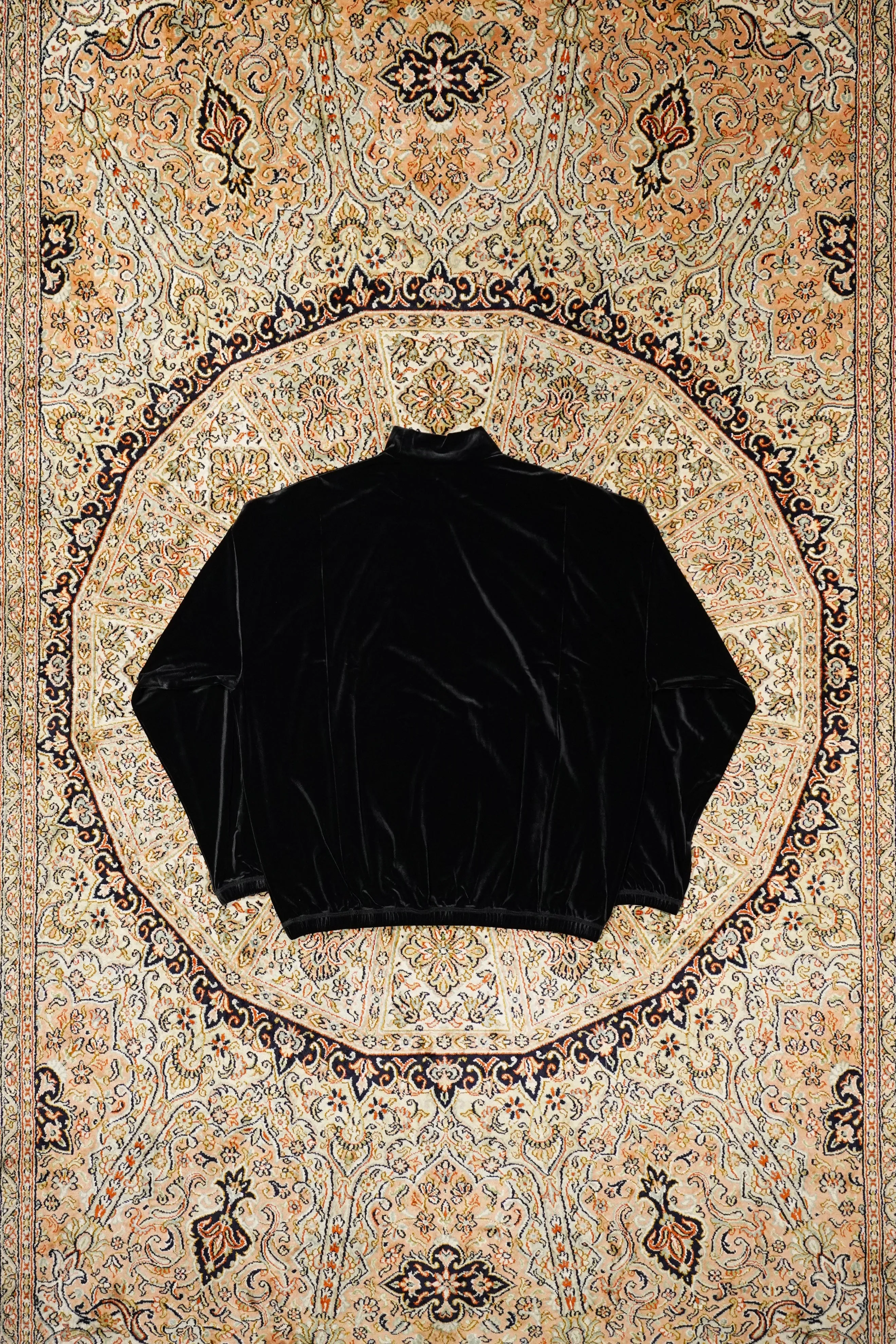 Sasquatchfabrix. VELOUR MOCKNECK (BLACK×BLACK)