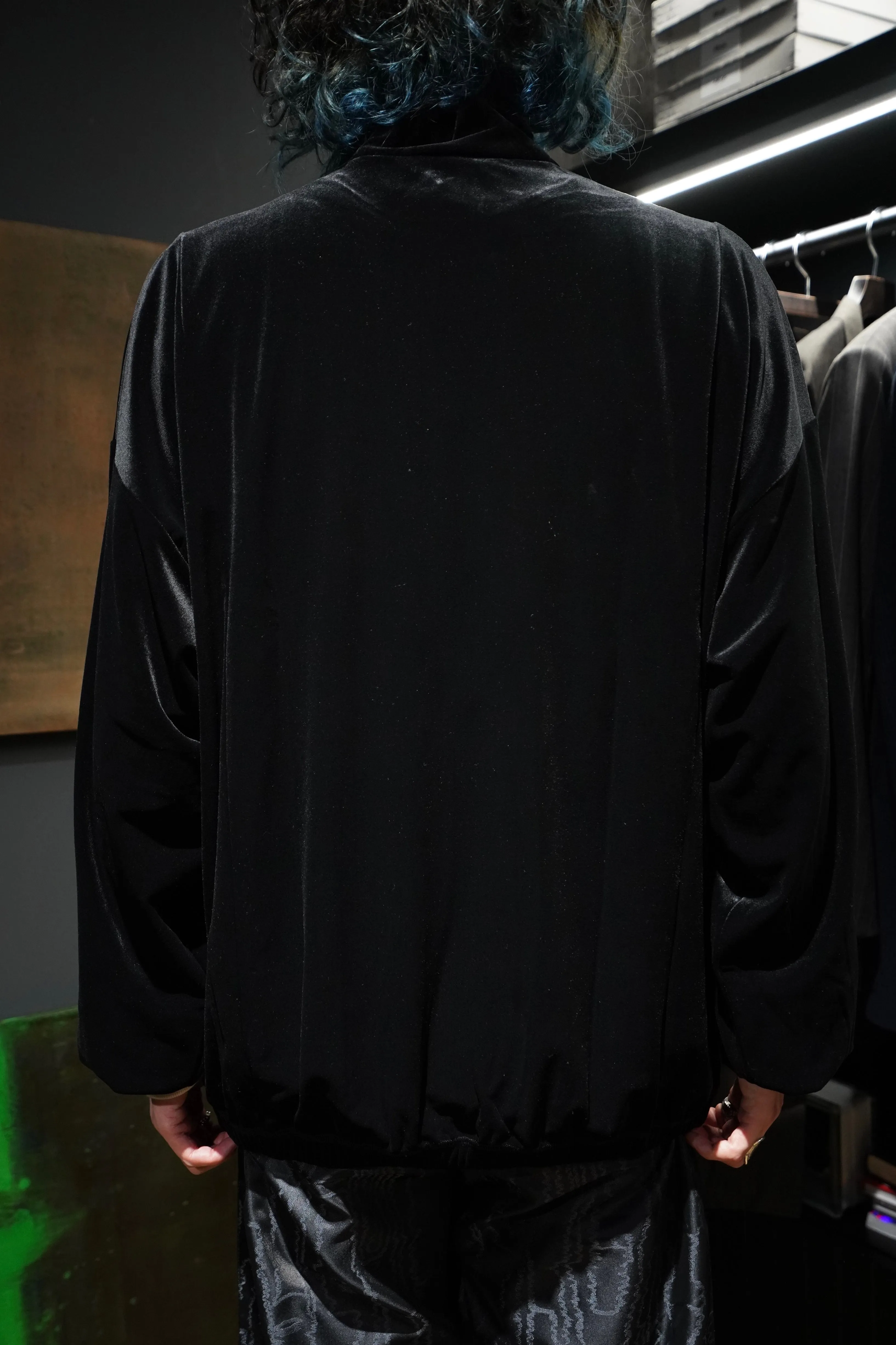 Sasquatchfabrix. VELOUR MOCKNECK (BLACK×BLACK)