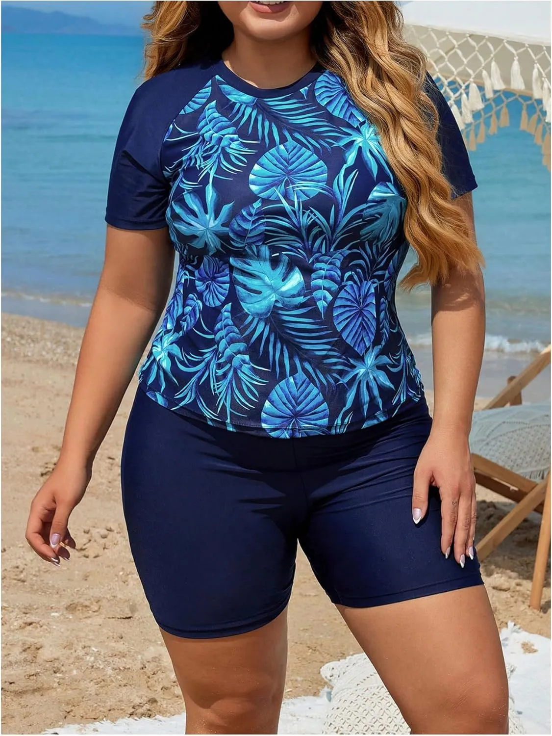 SOLY HUX Women's Plus Size Tankini Swimsuits Tropical Rash Guard Short Sleeve Swim Shirt with Shorts Two Piece Bathing Suit