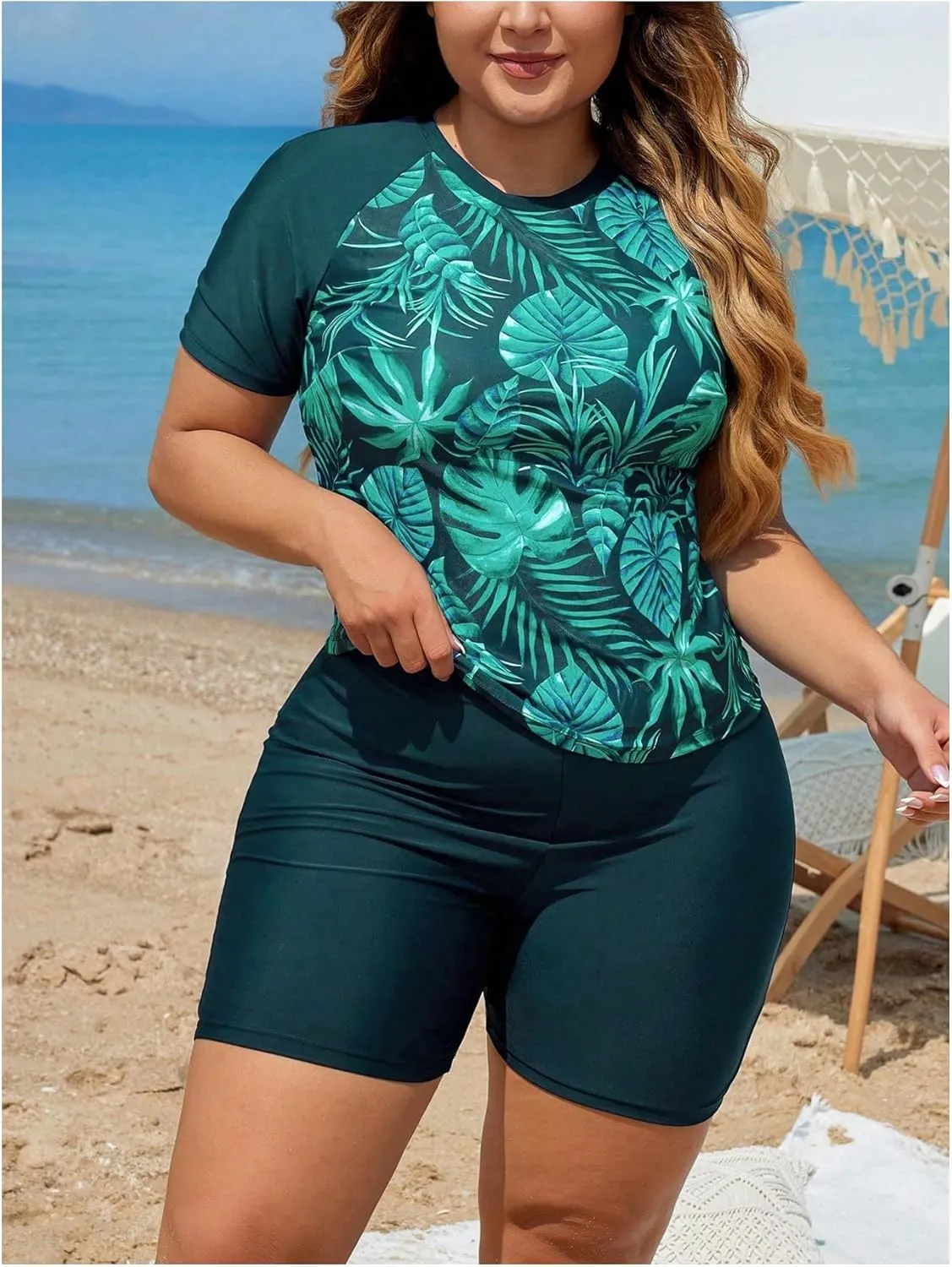 SOLY HUX Women's Plus Size Tankini Swimsuits Tropical Rash Guard Short Sleeve Swim Shirt with Shorts Two Piece Bathing Suit