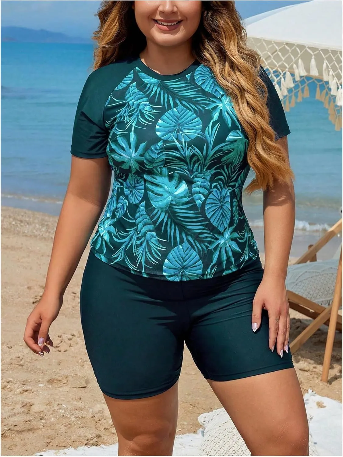SOLY HUX Women's Plus Size Tankini Swimsuits Tropical Rash Guard Short Sleeve Swim Shirt with Shorts Two Piece Bathing Suit