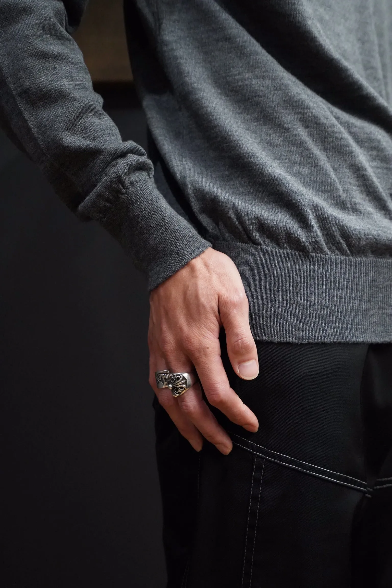 Standard Mockneck Knit (GRAY)