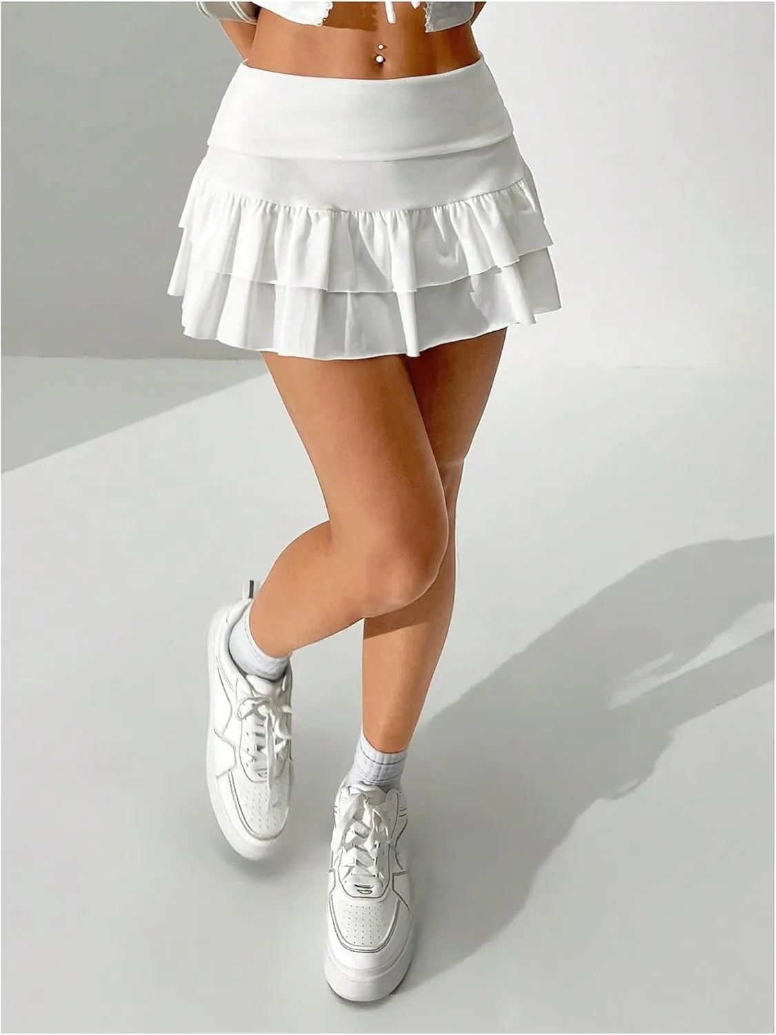 Verdusa Women's Ruffle Layered Mini Skirts Y2K Flared Flowy Short Skirt