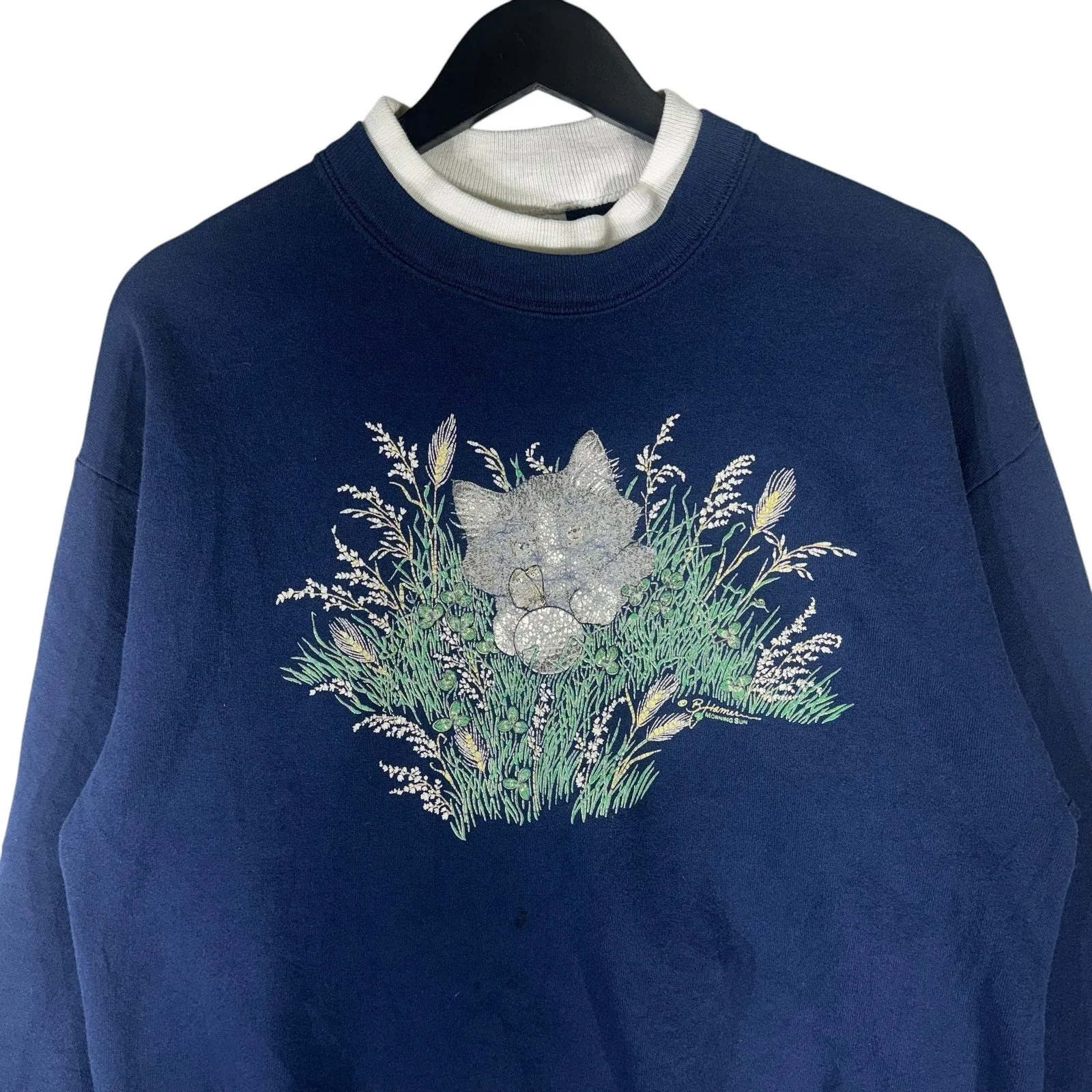 Women's Kitten In The Grass Mockneck Nature Crewneck